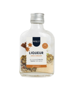 Pineut liqueur | Anise & Cinnamon