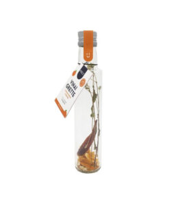 Pineut vinaigrette Spaanse peper en sinaasappel